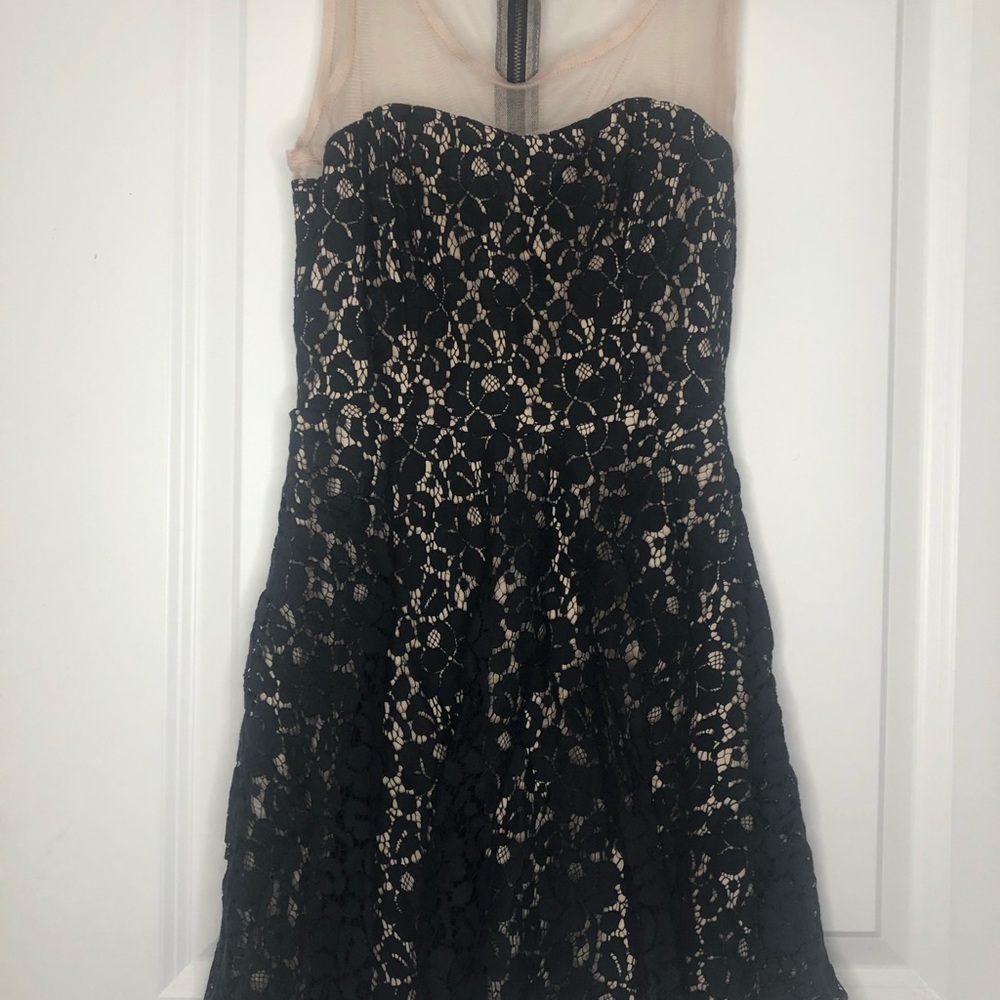 Dress - Picture 2 of 3